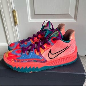 Nike, Kyrie 4, 1 World 1 People basketball shoes size 10.5 men’s